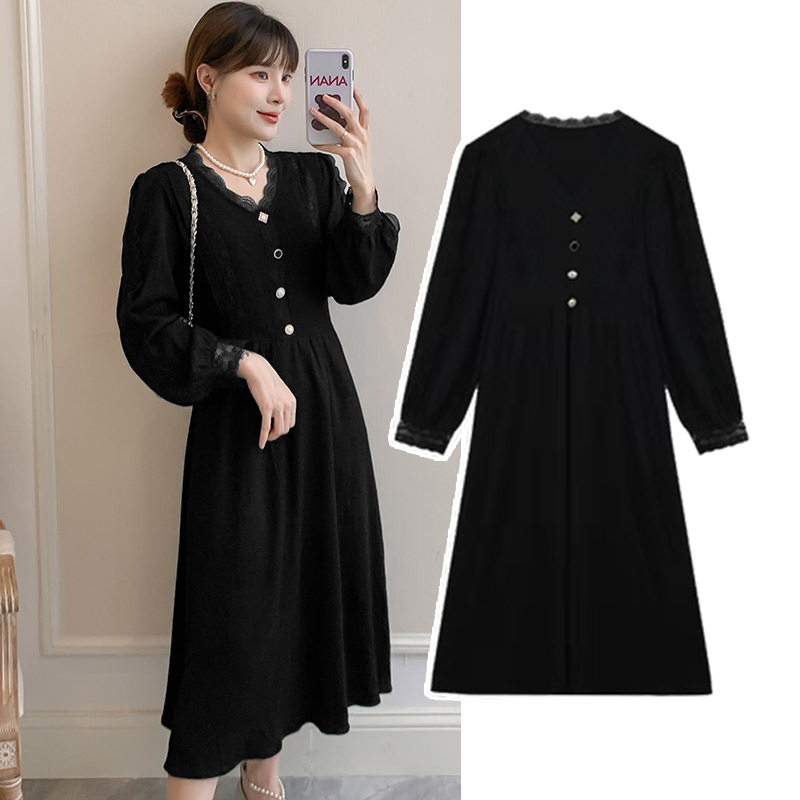 Pregnant women autumn 2021 new lace V - collar dress European and American style black temperament age - feeding lactation dress autumn winter