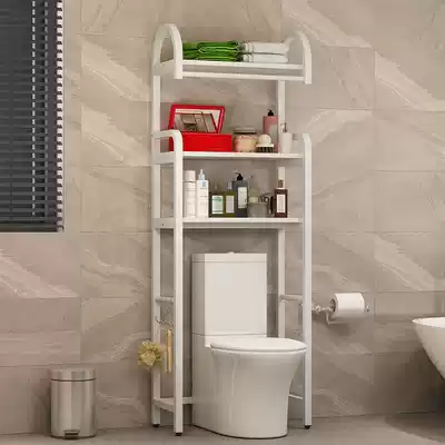 The shelf on the toilet in the dressing room is placed on the toilet shelf. The bathroom is widened and enlarged.