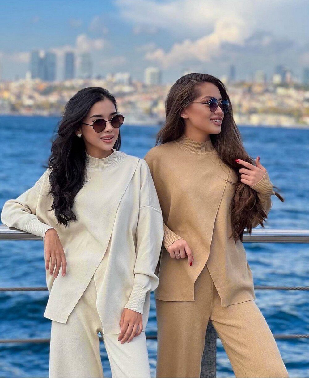 Стильные костюмы 2023 women's new fashion casual sweater set