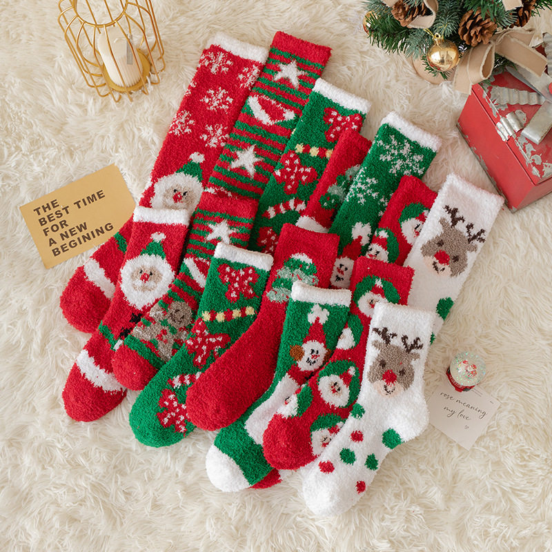 22 New coral - velvet calf socks in autumn and winter are Santa Claus Elk Christmas socks Large middle stockings