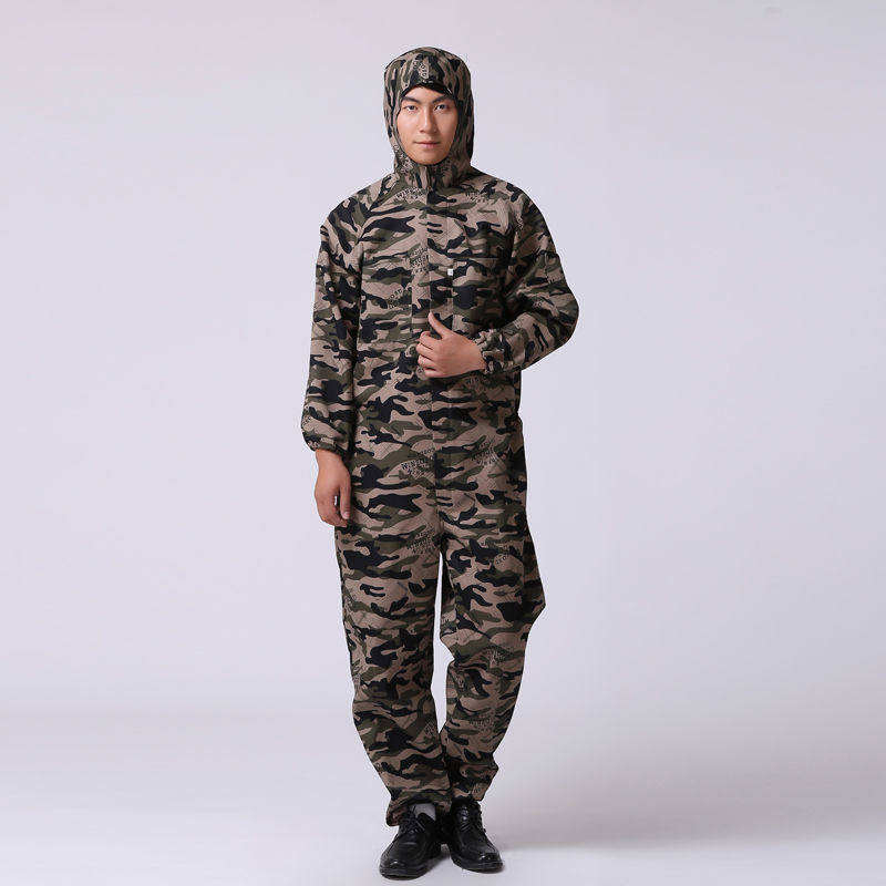 Camouflak dress with anti-dust protective clothing Dirty Isolation Suit With Cap Clothing Breeding Clothing For Male Students Combat Training Clothing