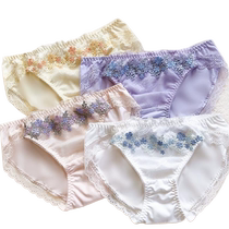 Japanese heavy industry water-soluble flower embroidered underwear fresh sweet and cute mens underpants niche low waist hip-covering briefs