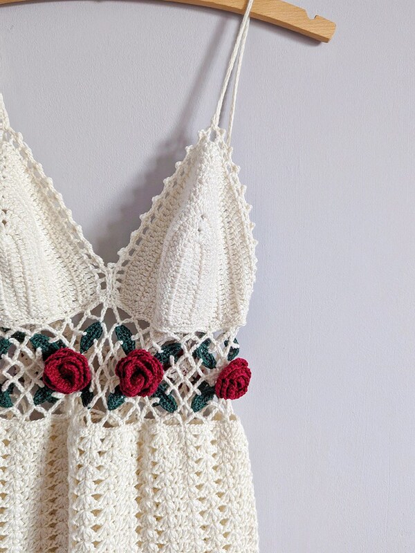Summer New Style French Retro Romantic Exquisite Heavy-Duty Three-Dimensional Rose Crochet Hollow Knit Camisole Dress