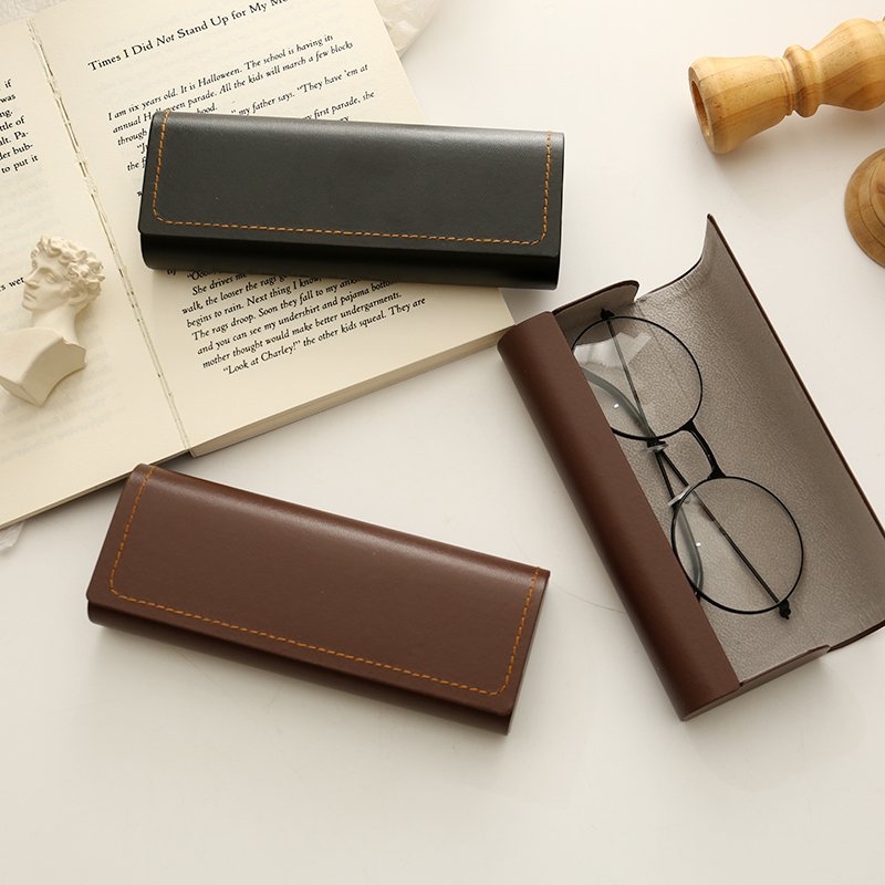 High-End Portable Anti-Pressure Eyeglass Case for Men, Minimalist Japanese Style, Suitable for Myopia, Women's Storage Case, Student Glasses Case