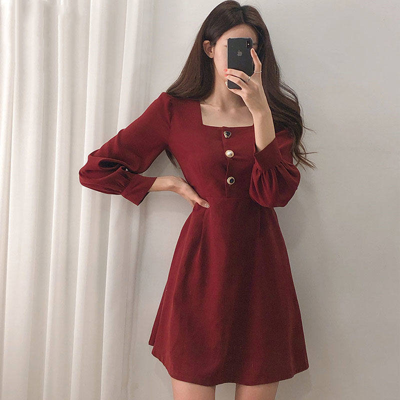 2021 Spring and Autumn New Square Collar Clavicle Slim High Waist One Skirt Korean version of Small Fragrant Style Slim First Love Short Skirt