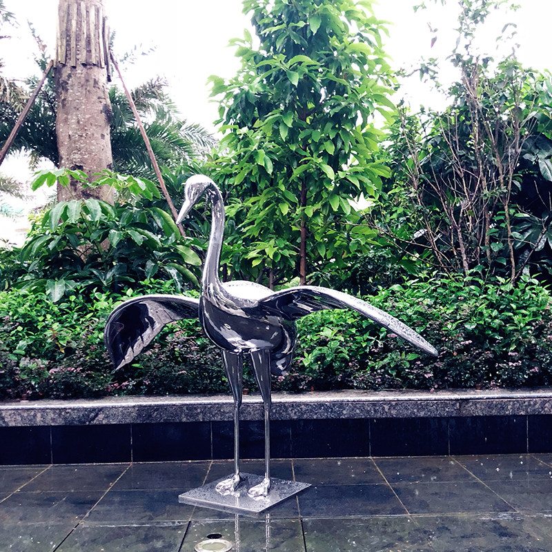 Stainless Steel Mirror Animal Metal Fairy Crane Sculpture Sample House Display Center Outdoor Pool Water Landscape Garden Landing Pendulum custom