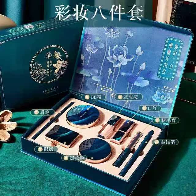 Wei Ya domestic brand cosmetics makeup set light makeup combination student novice beginner lazy makeup artifact