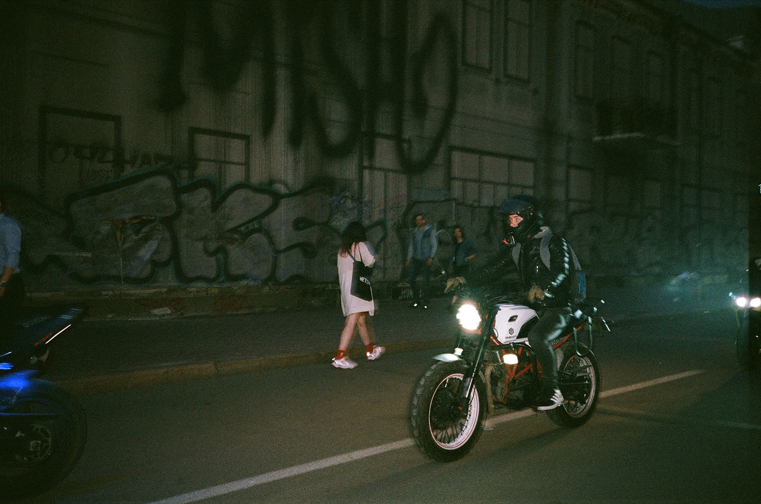 maksim-zhashkevych-UCns9GVOzJY-unsplash-copy-wo.jpg