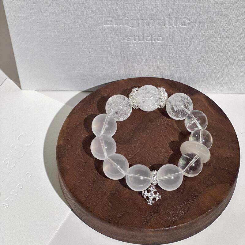 Eurasian Good Luck Blessing Water-Repellent Natural Ultra-Pure White Crystal Bracelet with a High-End Feel, Gift Eurasian Good Luck Blessing Water-Repellent Natural Ultra-Pure White Crystal Bracelet with a High-End Feel, Gift