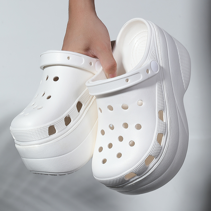 Thick-Soled Height-Increasing 10cm Hole Sandals for Women, Ultra-High Heels, Summer Beach Shoes, Non-Slip, New Style for Outdoor Wear