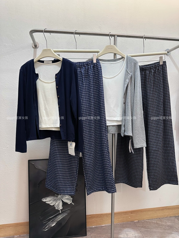 New Style Plaid Pants Three-Piece Set for Home Wear, Simple and Comfortable, Can Be Worn Outside, Lazy Style Pajamas for Women