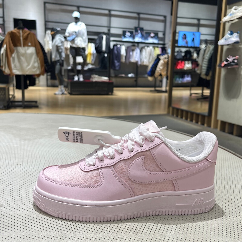 Nike Nike Women's Shoes Air Force 1'07 Se Sff Air Force One Sports and Casual Shoes Ix5099