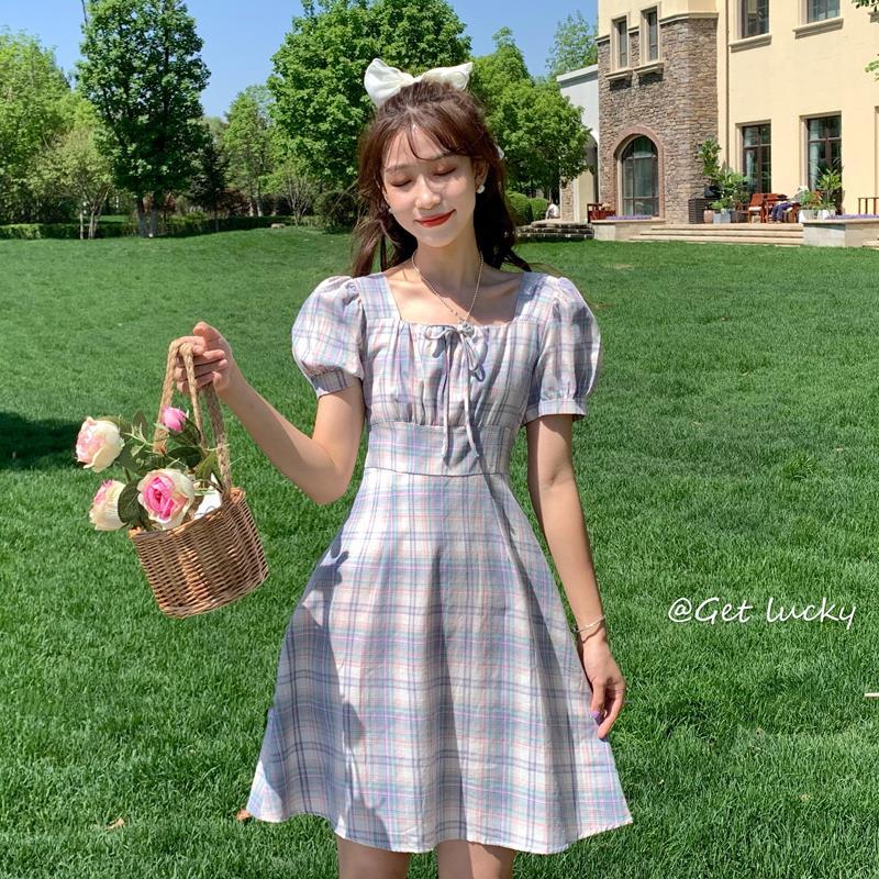 Skirt fairy summer new 2021 French retro high waist slim plaid square collar puff sleeve dress Mori
