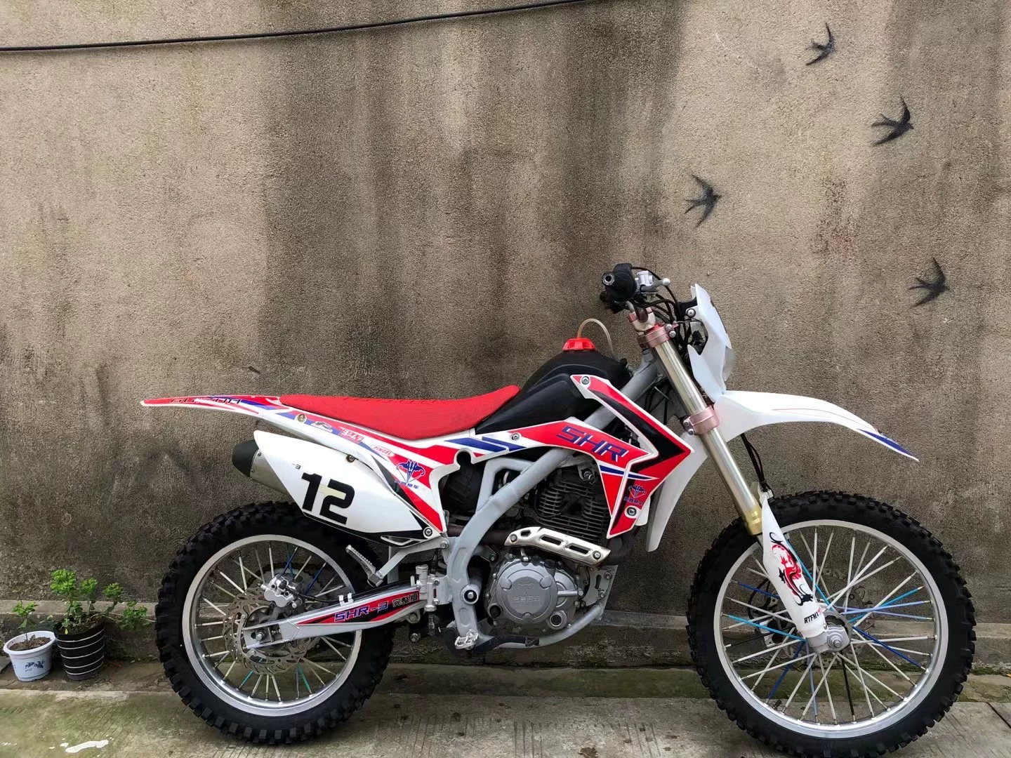 Б/у мотоцикл Zongshen 250cc горная кросс-страна высокого качества магический позер гепард CQR напряжение спортивный автомобиль