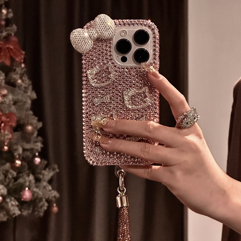 Halo Dazzling Three-Dimensional Rhinestone Bow Hello Kitty iPhone 16 /15 Phone Case Suitable for Apple 14/13 Pro Max Hard Case 12/11 Chain Lanyard High-End Protective Cover Halo Dazzling Three-Dimensional Rhinestone Bow Hello Kitty iPhone 16 /15 Phone Case Suitable for Apple 14/13 Pro Max Hard Case 12/11 Chain Lanyard High-End Protective Cover