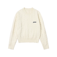 Кремового цвета