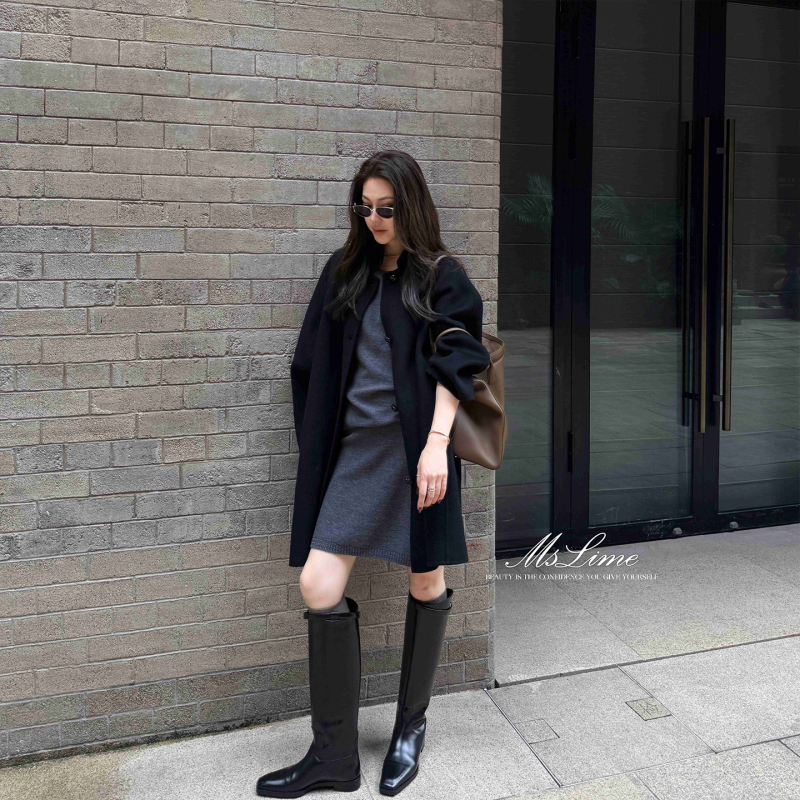 Wang Huanhuan Mslime【Black Forest】Cashmere & Wool Coat for Women, Loose Fit, Slimming, Mid-Length, Elegant Outerwear Wang Huanhuan Mslime【Black Forest】Cashmere & Wool Coat for Women, Loose Fit, Slimming, Mid-Length, Elegant Outerwear
