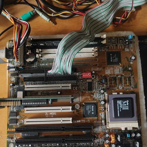 Материнская плата ACER TX-II ZL-M5A1 CYRIX M может быть отремонтирована Изображение 1