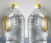 Face-changing professional fire-breathing oil prop oil is safe and odorless Sichuan Opera face-changing fire-breathing prop for stage performances