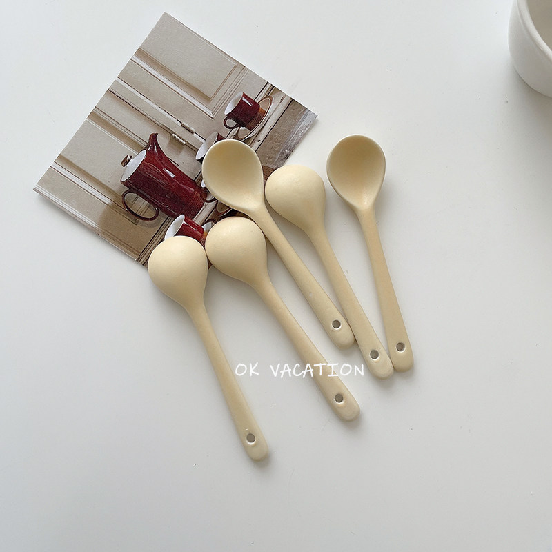 Korean ins ceramic mini spoon cute fresh salt spoon seasoning spoon spoon stirring spoon cream yellow
