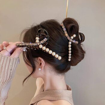 Outlet Brand Clearance Discount, Retro Pearl-Encrusted Diamond Gripper, Exquisite, Compact and Versatile Accessories