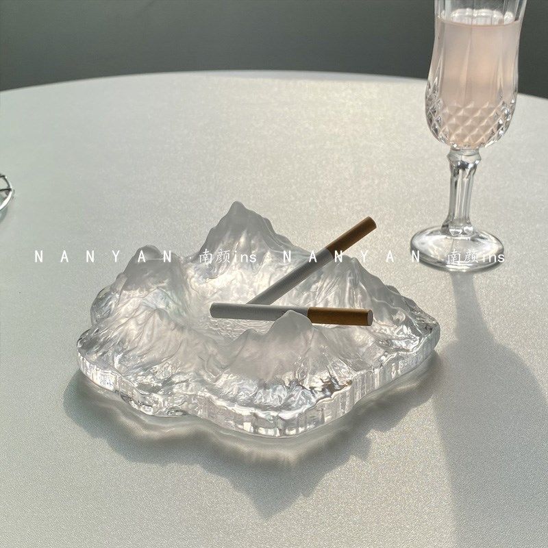 Nordic style Light and luxurious Ashtray Minimins in Home Living Room Office Creative Trend Snow Mountain Iceberg Swing