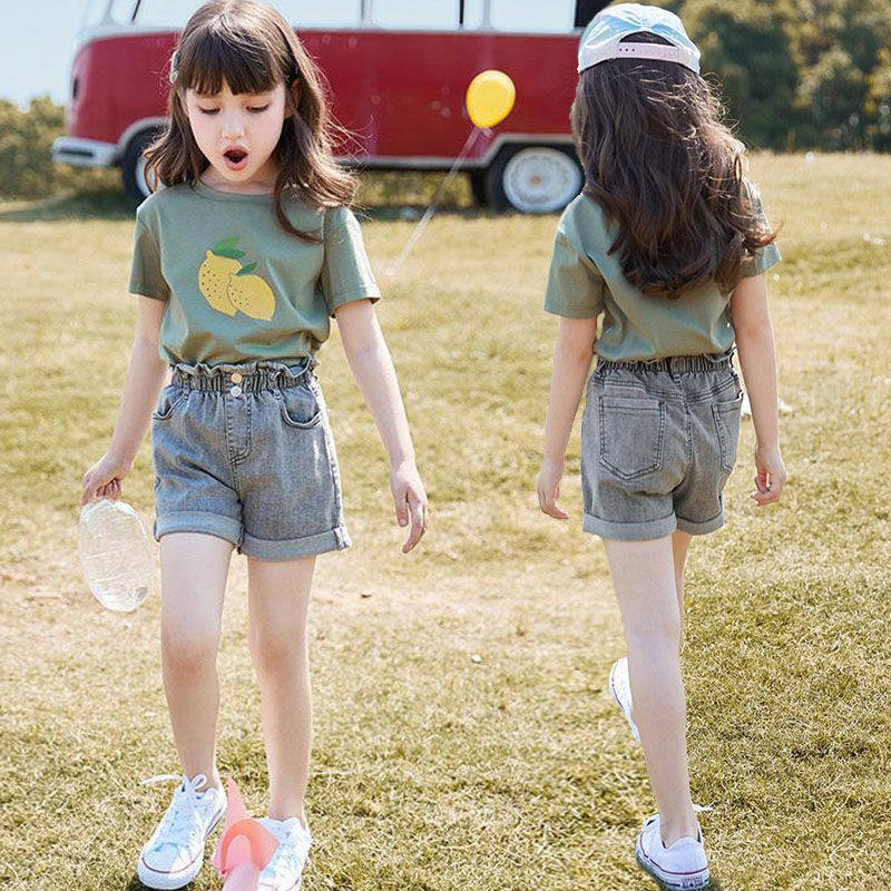 Girls' clothing clothes T-shirt suit summer fashionable Western style children's domineering denim shorts a set of big children's summer clothes