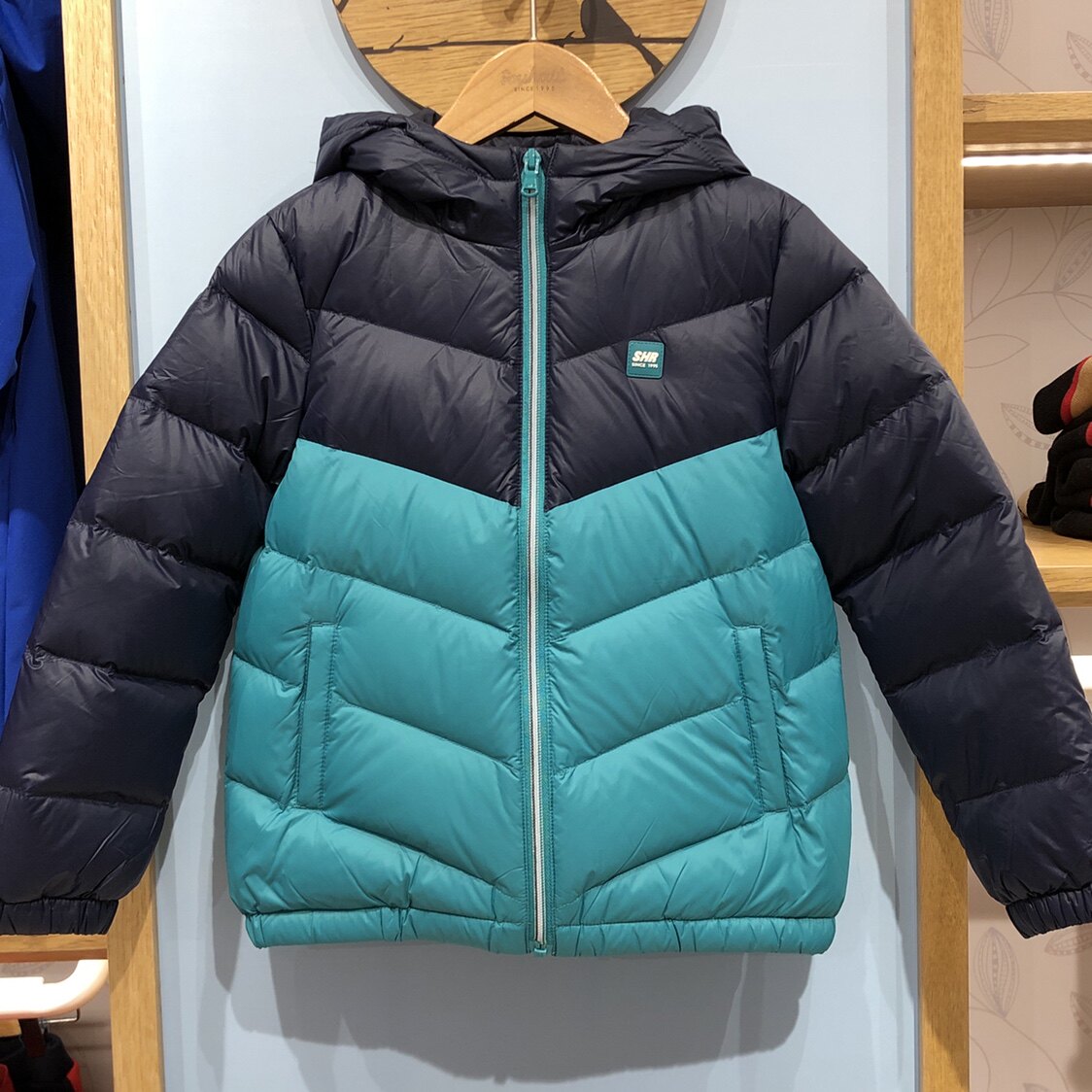 Water chilly boy clothes boy down clothes 21 winter new 90 white duck suede light and medium style thick coat special cabinet