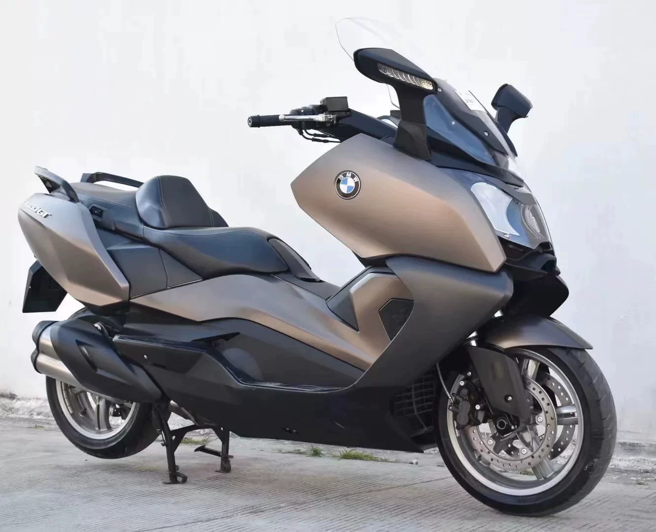 Импортированный BMW C650 Yamahahax530C Malayster State Binchang Travel Heavy Machine Footboard мотоцикл