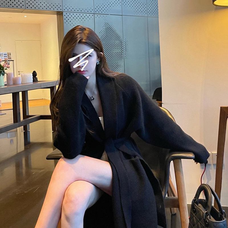 Autumn and Winter Lazy Style Mid-Length Nightgown Bathrobe Style Cashmere Lace-Up Knitted Cardigan Women's Loose Thickened Sweater Jacket Autumn and Winter Lazy Style Mid-Length Nightgown Bathrobe Style Cashmere Lace-Up Knitted Cardigan Women's Loose Thickened Sweater Jacket