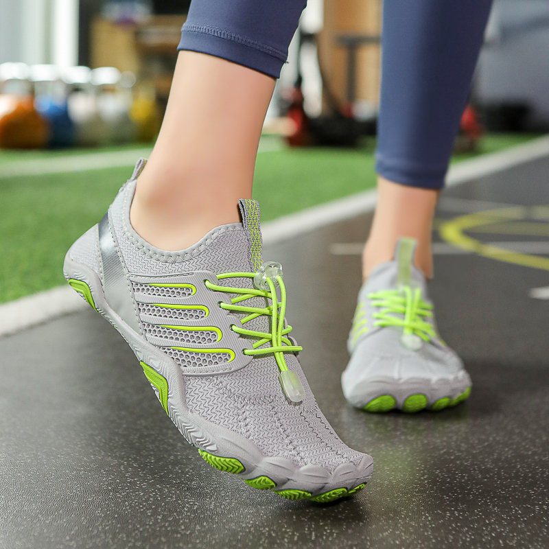 Muerben Indoor Fitness Shoes for Men, Non-Slip, Shock-Absorbing Running Shoes, Silent Jump Rope Shoes, Yoga Shoes, Comprehensive Training Shoes Muerben Indoor Fitness Shoes for Men, Non-Slip, Shock-Absorbing Running Shoes, Silent Jump Rope Shoes, Yoga Shoes, Comprehensive Training Shoes