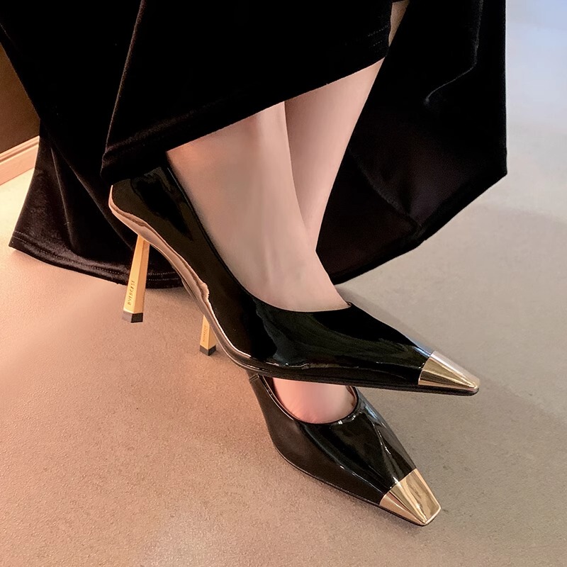 Park Chae Young Rose Style High Heels Women's 2026 New Sexy Patent Leather Metal Toe Square Toe Stiletto Large Size Single Shoes