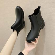 Womens fashionable rain boots warm outer short-tube shoes for all seasons Korean style waterproof non-slip and wear-resistant rain boots water shoes for women