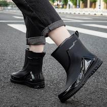 Mens rain boots 2024 new summer takeout special rider non-slip waterproof rubber shoes mid-tube breathable work water shoes
