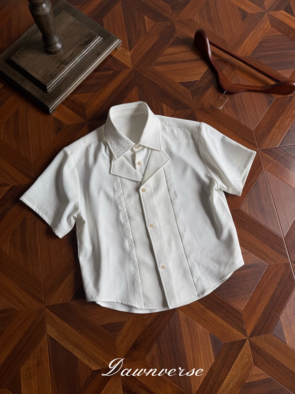 Dawnverse Court-Style Embroidered Short-Sleeve Shirt with Faux Two-Piece Design and Burnt Buttons, Elegant Old Money Style