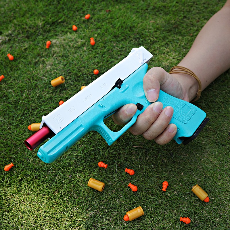Glock automatic shell ejection reloading burst pistol boy under the feeding toy children's metal soft bullet gun simulation