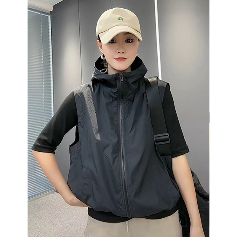 2026 Early Spring New Casual Hooded Solid Color Slimming Fashionable Breathable Vest Thin Summer Sun Protection Jacket for Women