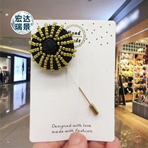 Inlaid gold nails Brisket Brooch Woman Fashion Chest Flower Personality 100 Hitch Temperament Accessories Free of Sewn Suit Cardiothoric