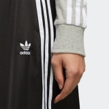 Adidas/Adidas Женская повседневная юбка Adicolor из натурального клевера FL0039 FL0045