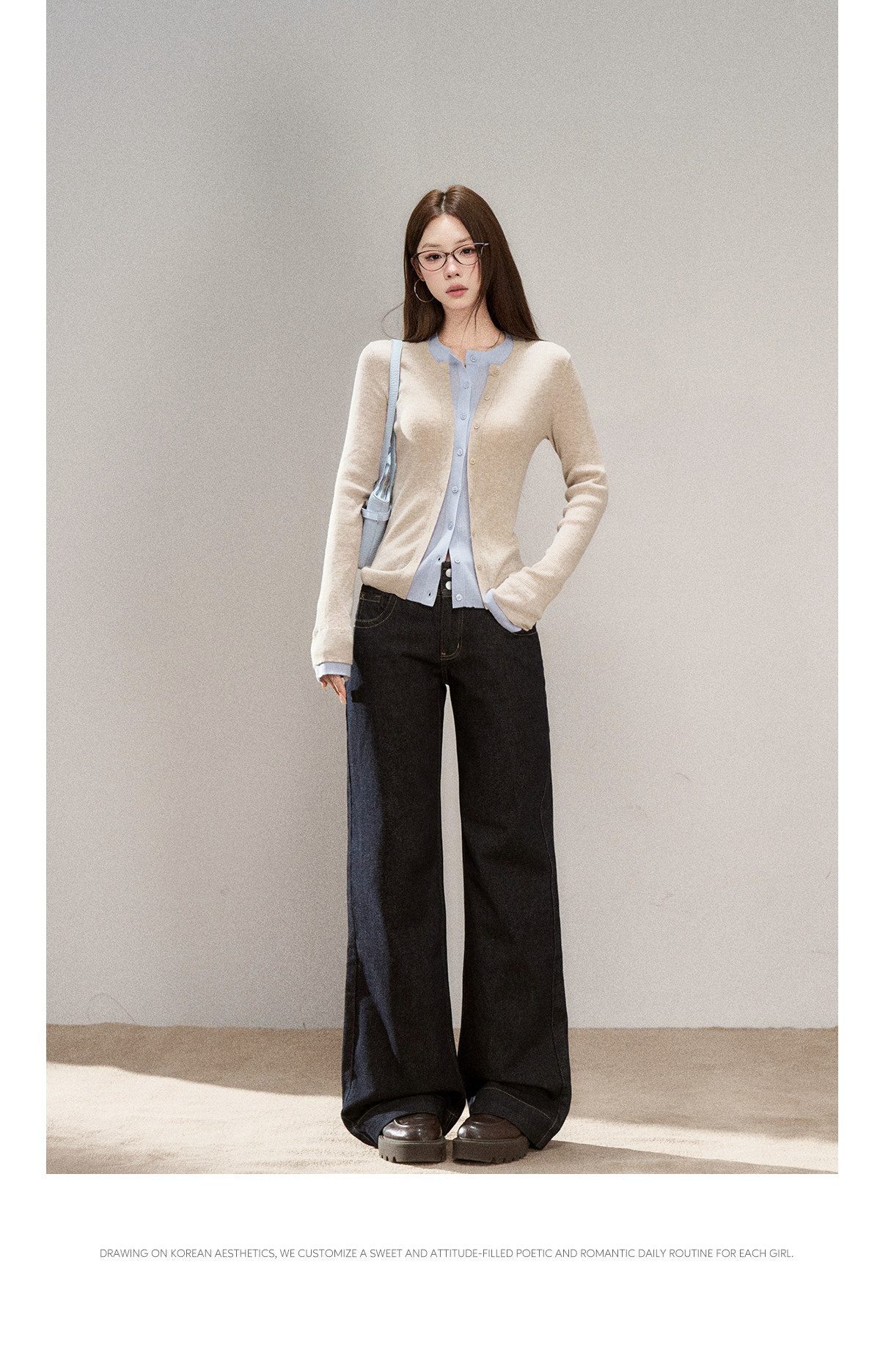 Wildberry High-Waist Flared Jeans