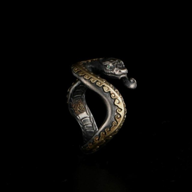 ແຫວນງູໃໝ່ປີ 2023 Snake Retro Old Ring Men's Ring Personalized Python