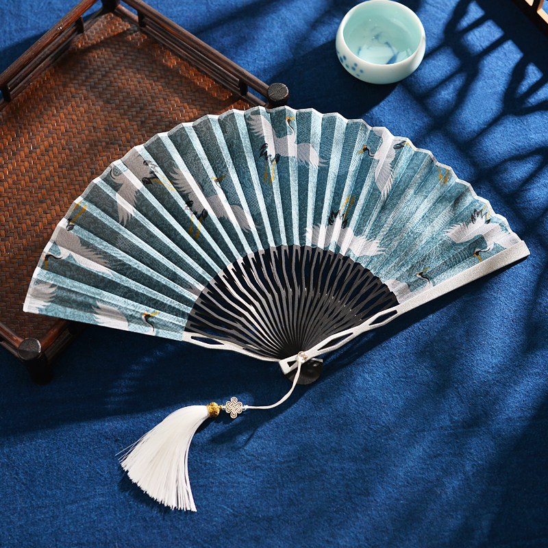 Aluminum alloy side fracture fan unisex Chinese style classical folding fan dance fan Hanfu with tassels