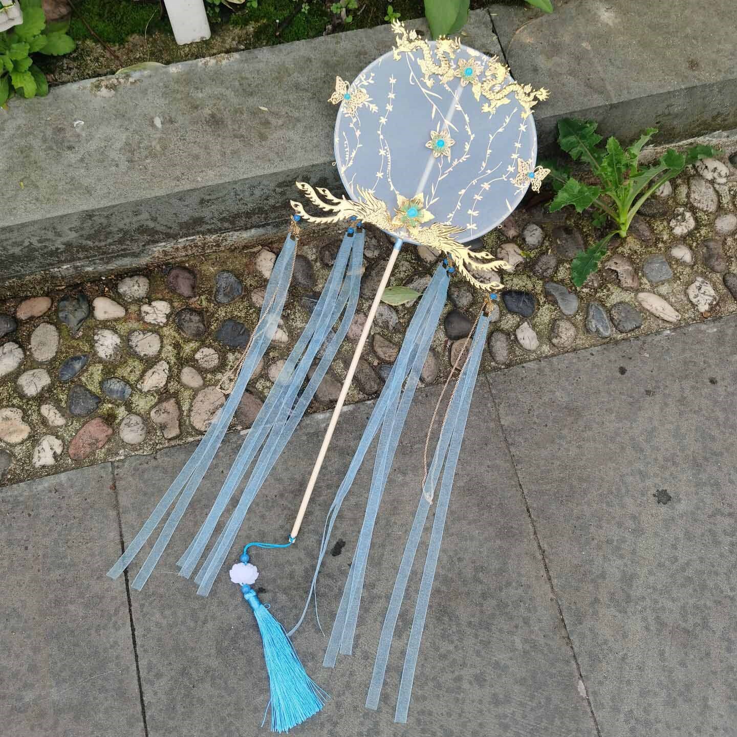 Ancient Wind Fan Group Fan China Wind Hanfu Embroidery Palace Fan Long Handle Lady Flow Sugu Decoration Dancing Round Fan