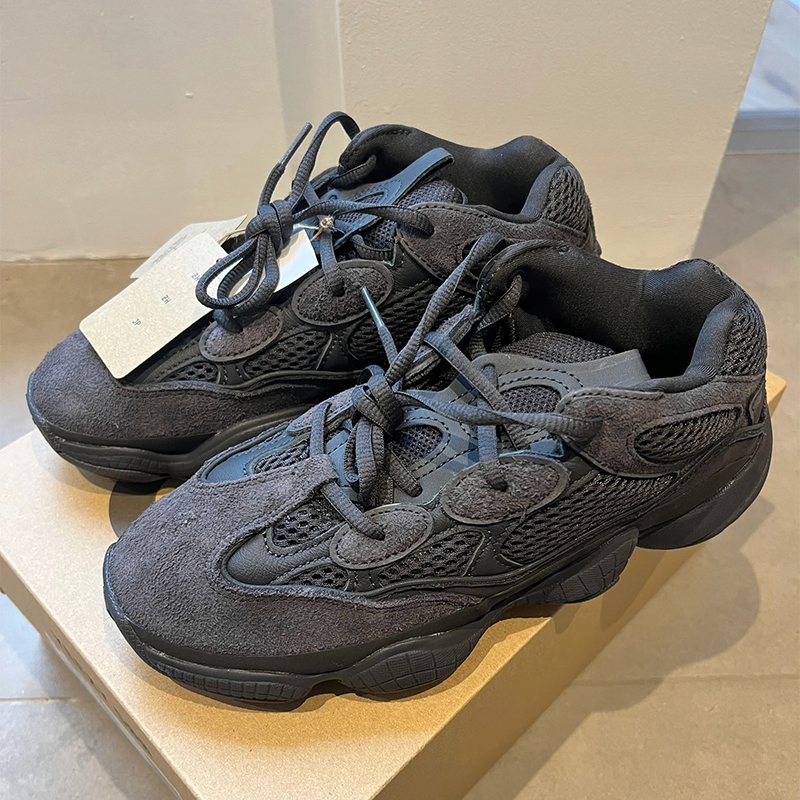 【High Quality】Coconut Shoes 500 Black Warrior Dad Shoes Unisex Authentic Official Website Yezi Yeezy Trendy