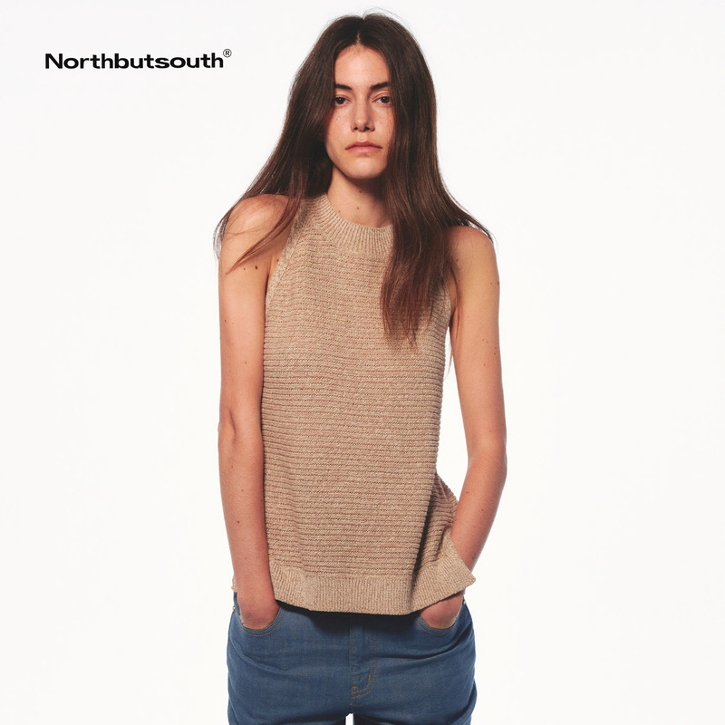 Northbutsouth Textured Blended Yarn Breathable Sleeveless Off-Shoulder Halter Top Northbutsouth Textured Blended Yarn Breathable Sleeveless Off-Shoulder Halter Top