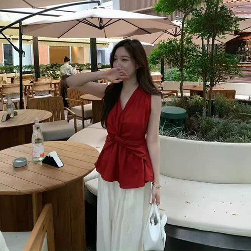 Красный топ с чашечками, майка топ, дизайнерский корсет, французский стиль, V-образный вырез, из хлопка и льна, тренд сезона