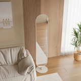 Xiaohongshu blogger рекомендует заправить зеркало