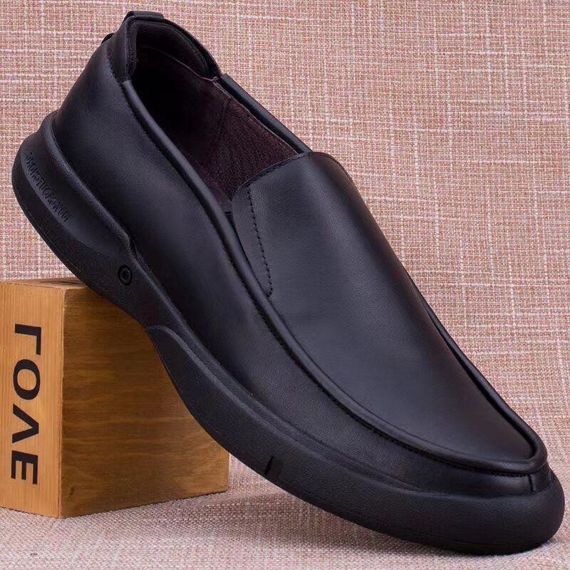 2022 Spring Fall New Leather Shoes Men's Breathable Soft Leather One Foot Pedal Casual Middle-aged Men's Shoes Non-slip Soft Bottom