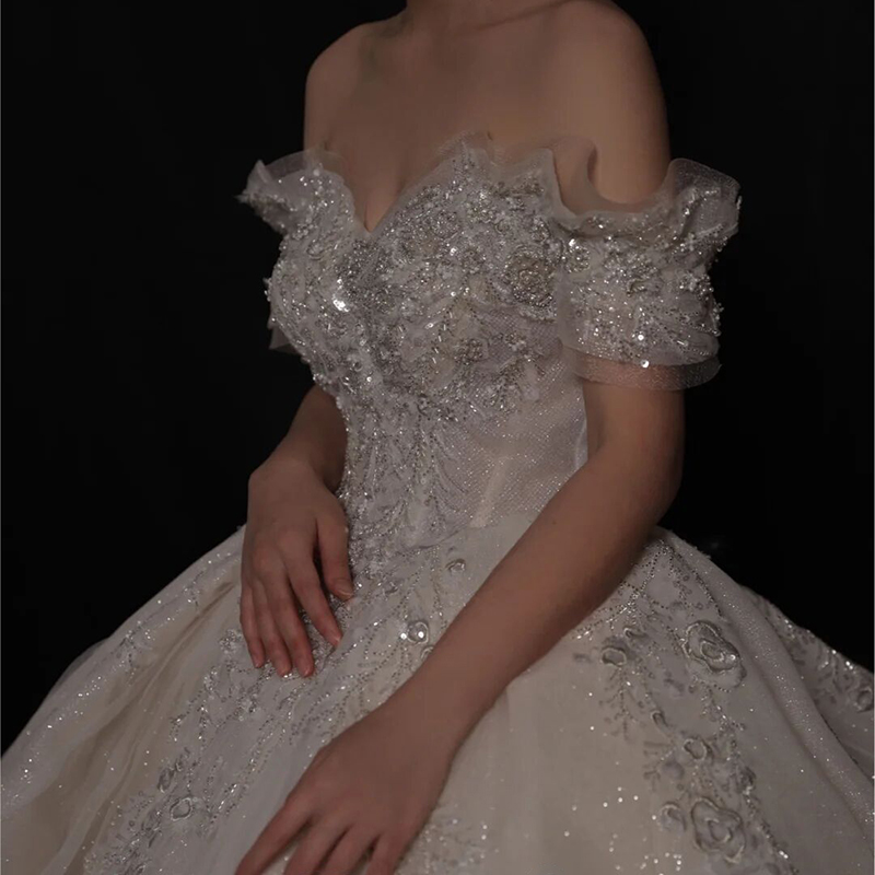 French wedding dress 2021 new bride main yarn simple shoulder luxury senior sense tailed female princess style