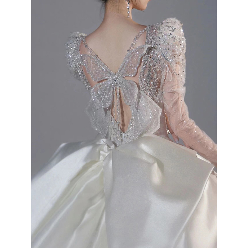 Long sleeve main wedding dress 2023 new bridal style gown retro little subsenior texture Heavy with big code trailing-Taobao